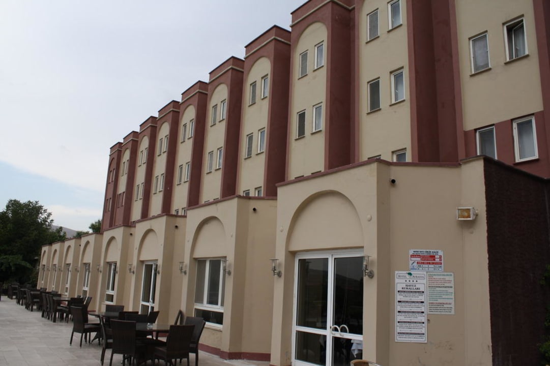 Poolseite Hotel Avrasya