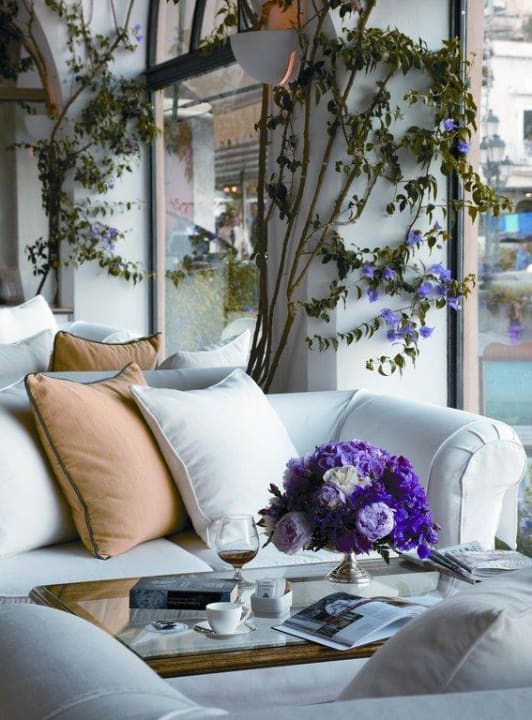 Lobby bar sitting area Hotel Covo Dei Saraceni