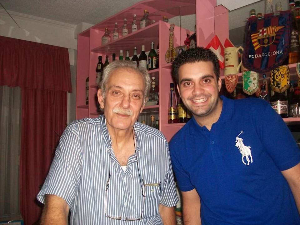 Vater und Sohn Costa Angela Seaside Resort