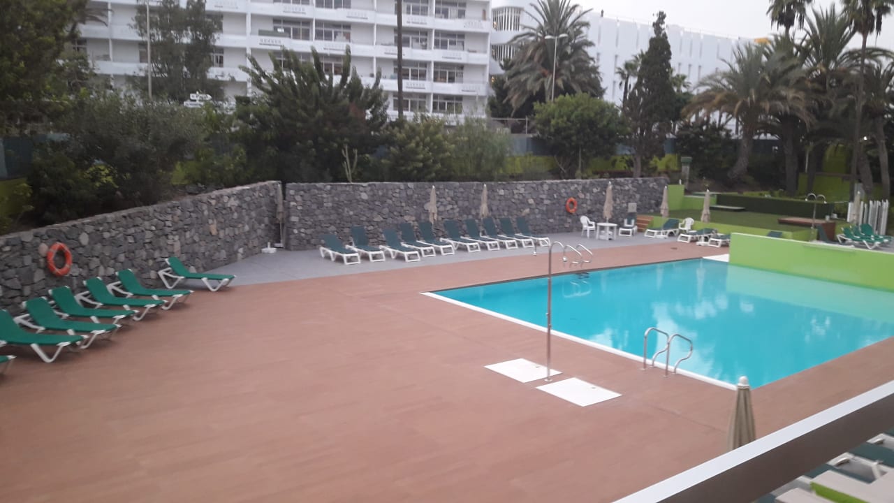 Pool Apartamentos Los Aguacates