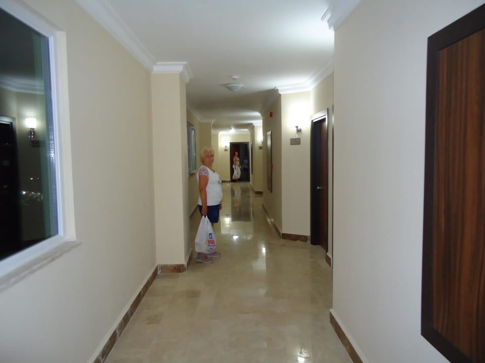 Korytarz 5 pietro bud. C Sun Star Beach Hotel