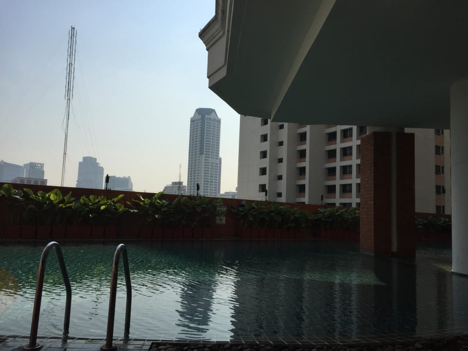 Pool Tower Club At Lebua