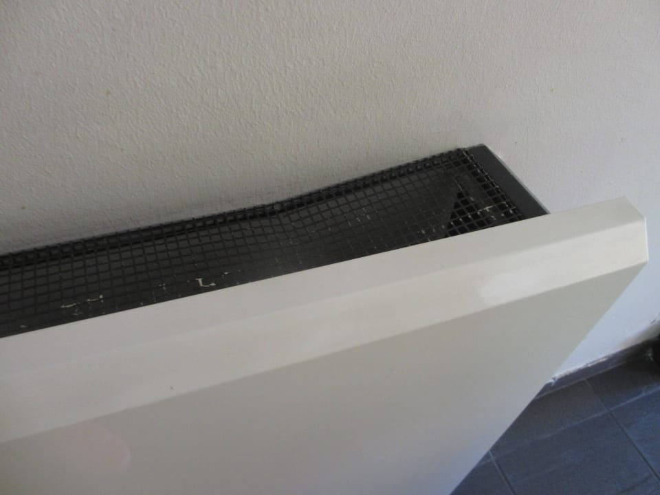 Demolierter Heizkörper Center Parcs Park De Haan