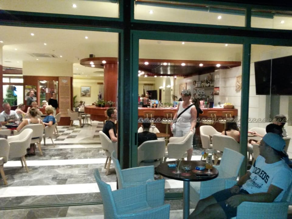 Restaurant Vantaris Luxury Beach Resort