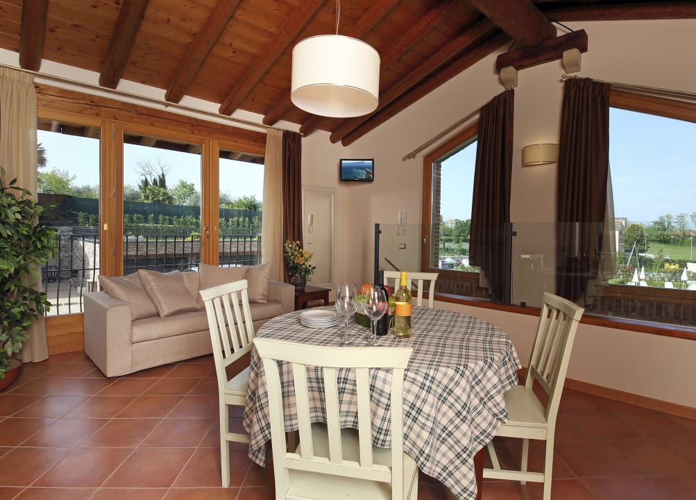 Zimmer Residence Borgo Mondragon