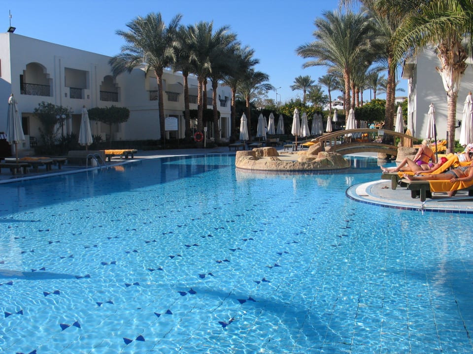 Quiet Pool Xperience St. George Homestay