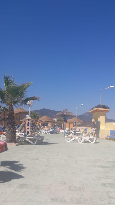 Basen Club Lookea Beach Azur