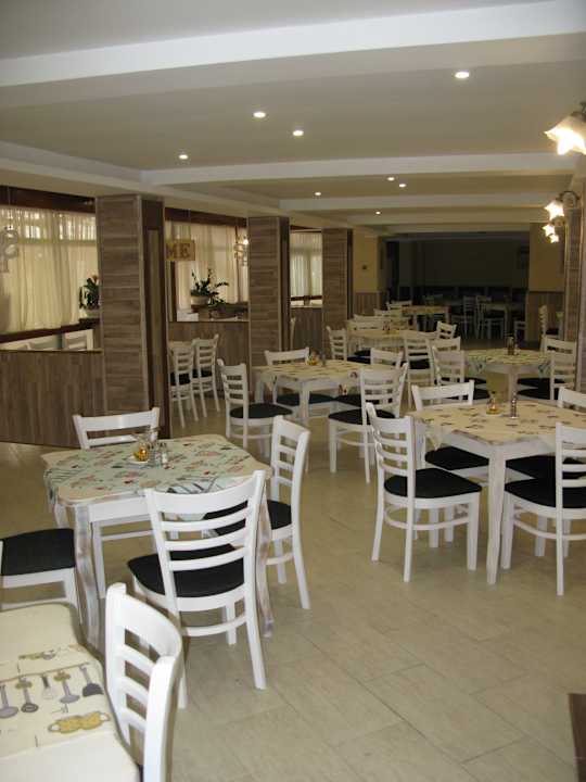 Gastro Hotel Estreya Palace & Residence