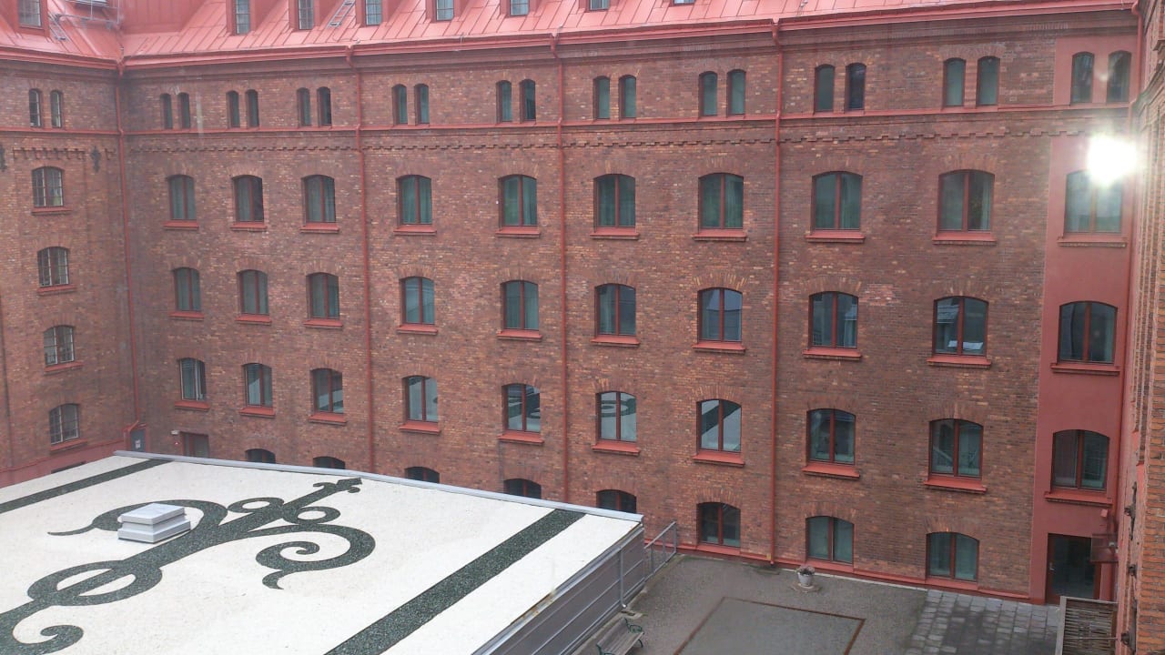 Hinteransicht des Hotels Hotel Elite Marina Tower