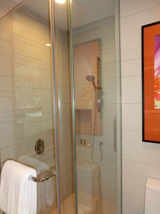 Badezimmer Eastin Grand Hotel Sathorn