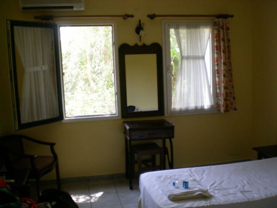 Zimmer - Blick aus dem Fenster Hotel Atrium