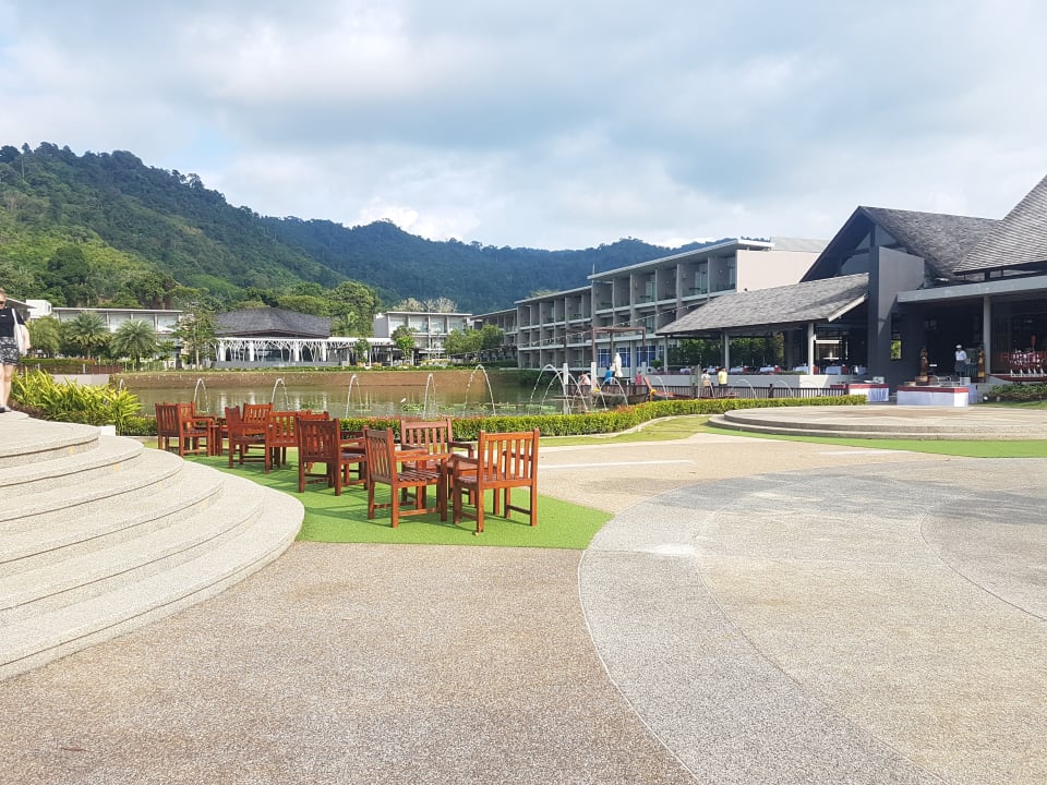 Außenansicht The Sands Khao Lak by Katathani