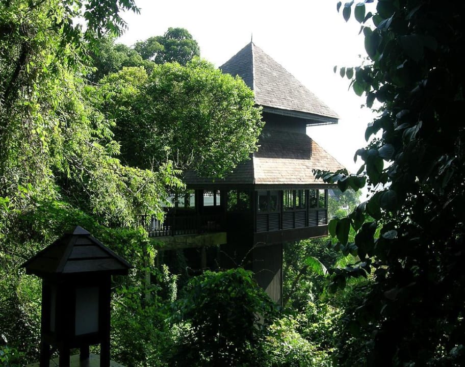 Lift Hotel Pangkor Laut Resort/Estates