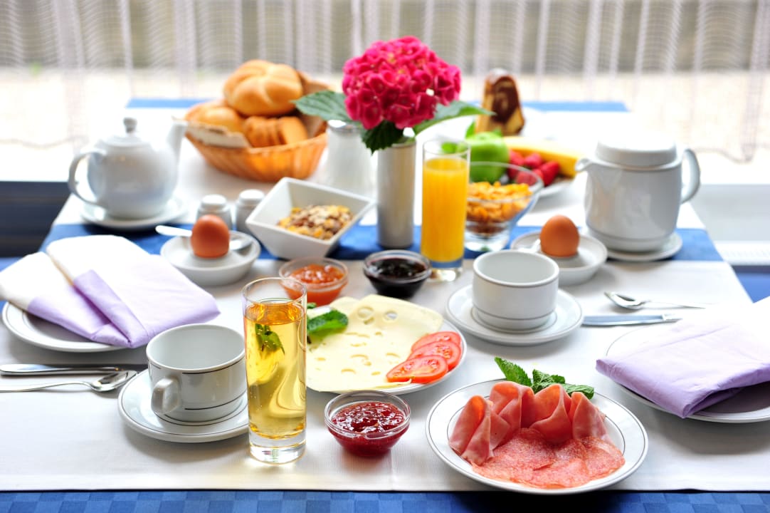 Frühstück Pension Alla Lenz