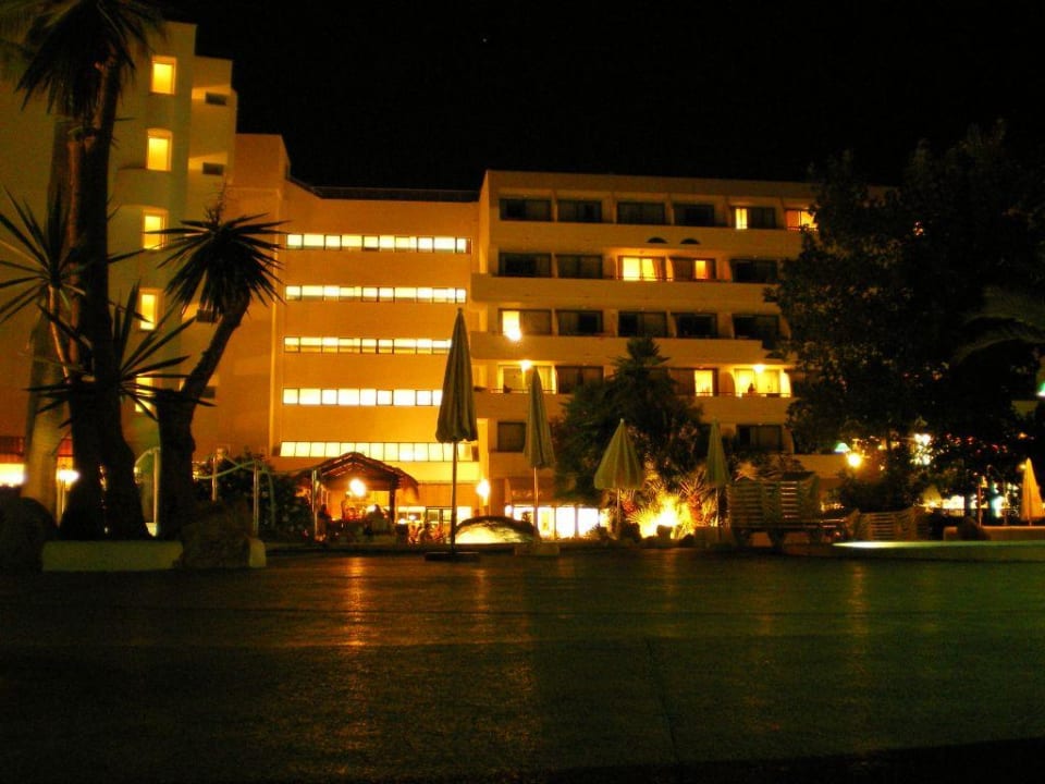 Hotel Eden Alcudia bei Nacht allsun Hotel Eden Alcudia