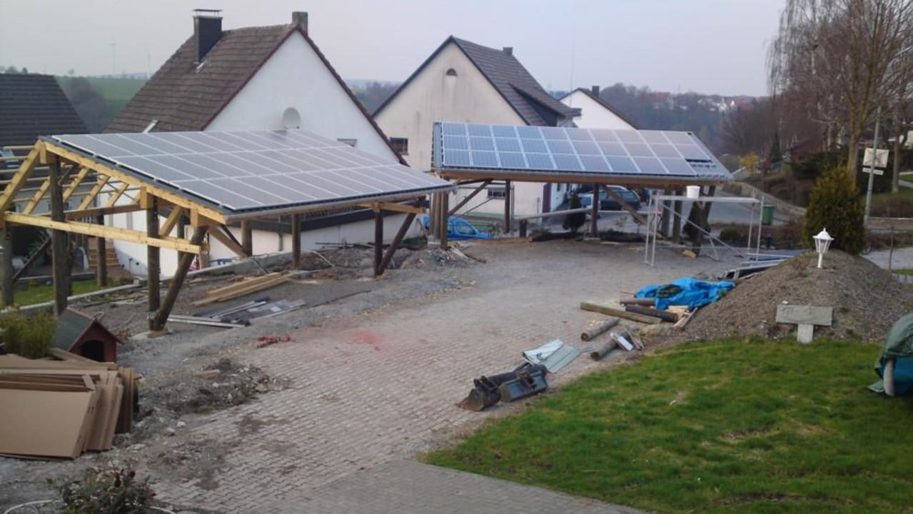 Die neuen Moped-Unterstände Hotel Landgasthof Happe