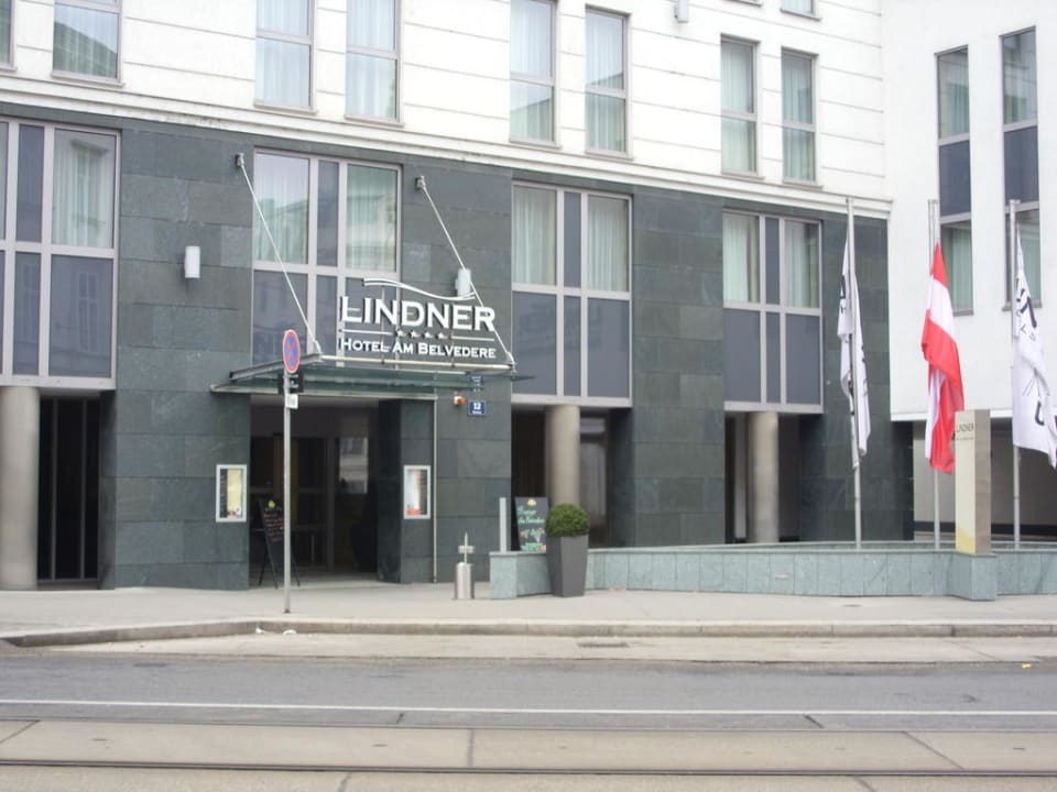 Hoteleingang Lindner Hotel Vienna Am Belvedere, part of JdV by Hyatt