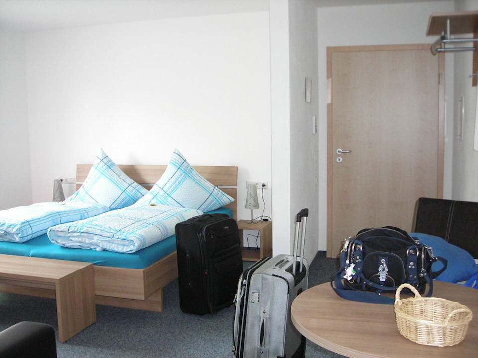 Schlaf- und Essbereich Ferienwohnungen Am Grafenberg