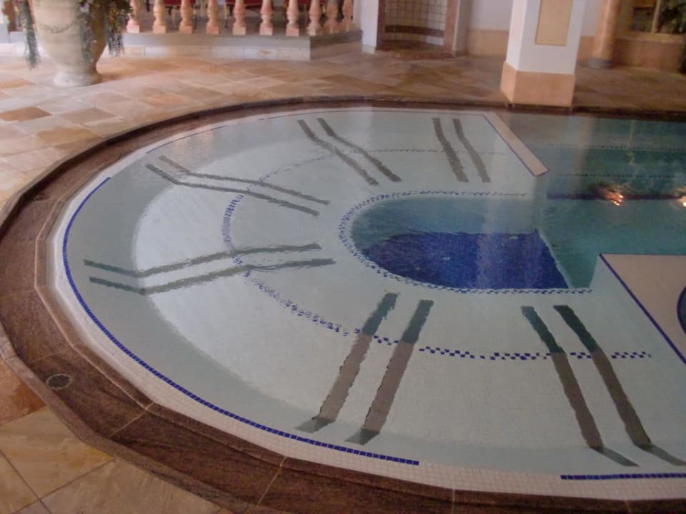 Whirlpoolliegen Falkensteiner Hotel & Spa Falkensteinerhof