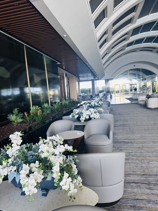 Lobby Hotel Miracle Resort