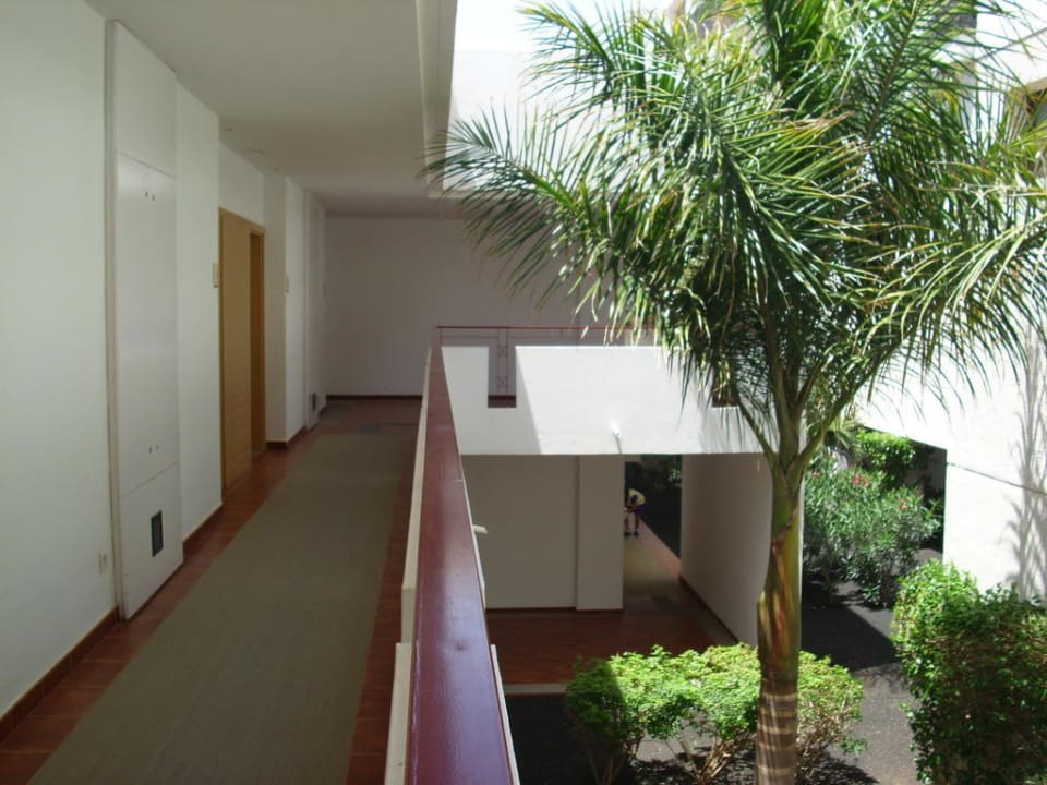 Zugang zu den Zimmern (Planta 2) Hotel Costa Calero