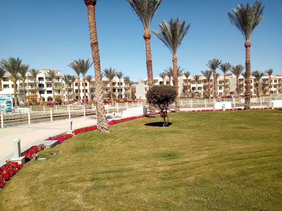 Gartenanlage Pickalbatros Dana Beach Resort - Hurghada