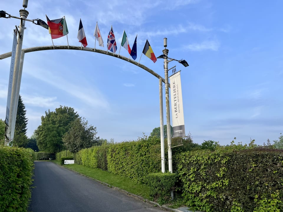 Außenansicht Quality Hotel La Bertelière