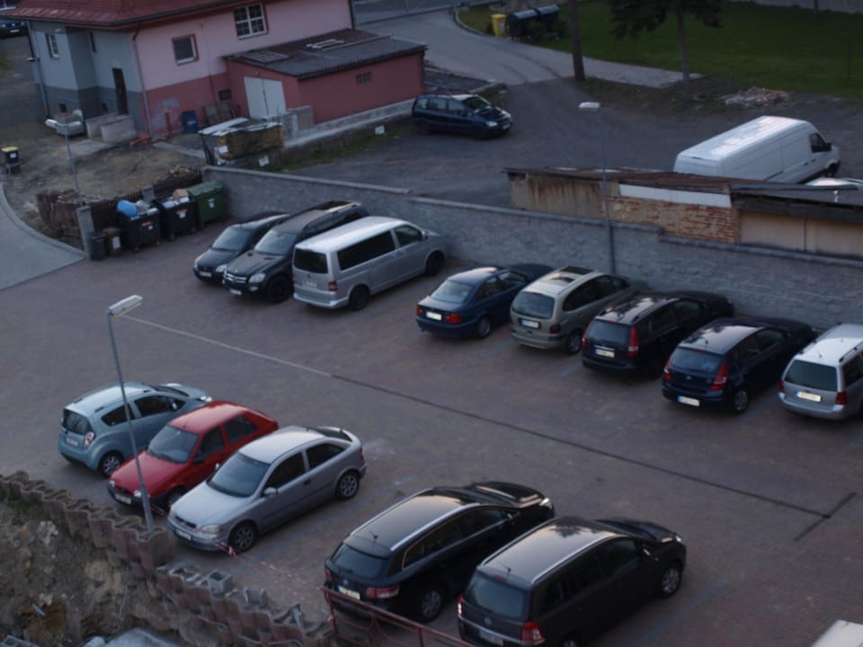 Von Zimmer auf Parkplatz Hotel Slavie