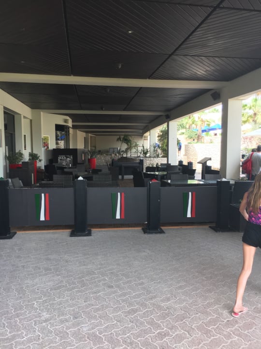 Italienisches Restaurant JA Beach Hotel