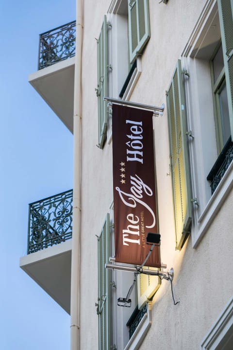 Lobby The Jay Hotel by HappyCulture