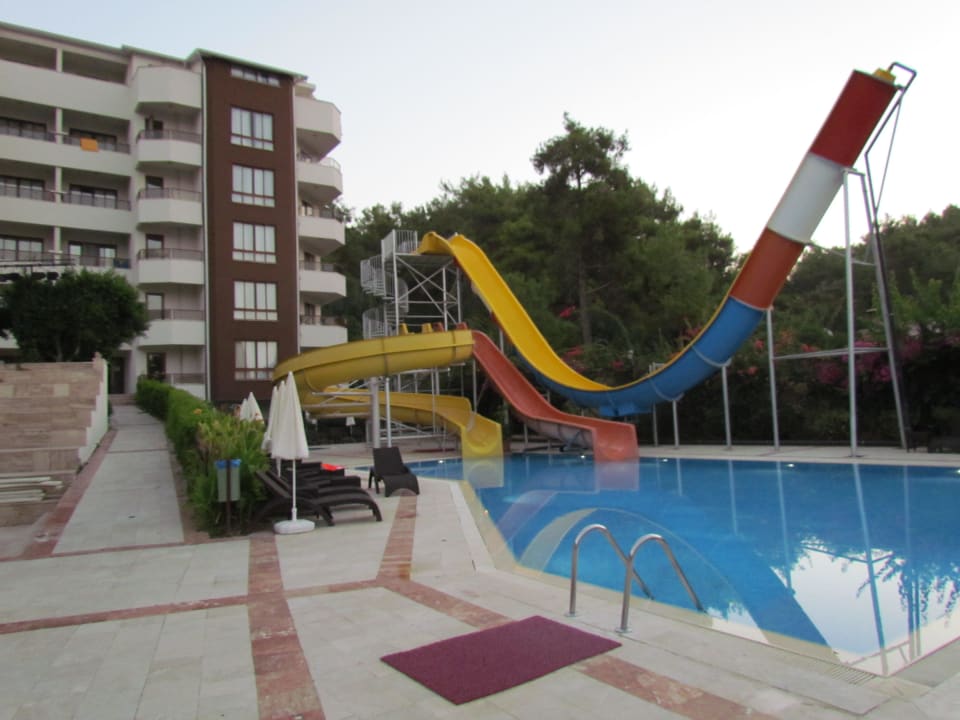 Горки Hotel Alara Kum
