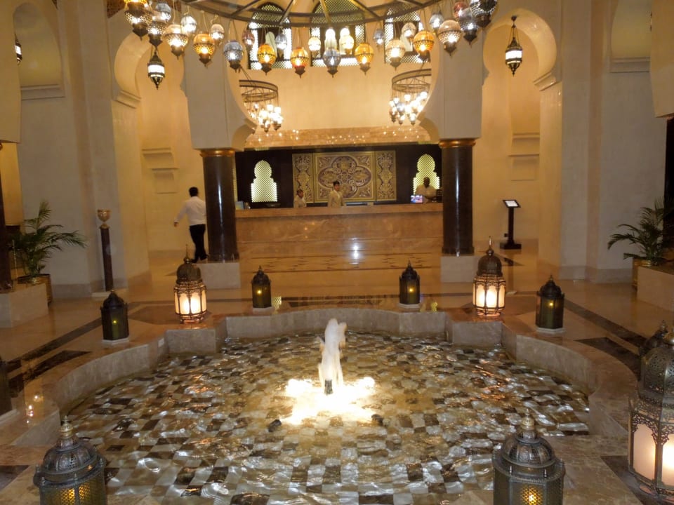 Lobby Miramar Al Aqah Beach Resort