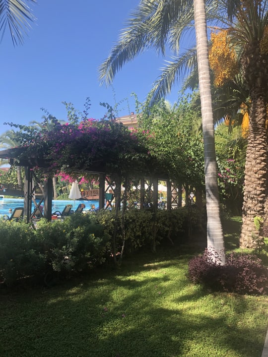 Gartenanlage Sunis Kumköy Beach Resort Hotel & Spa