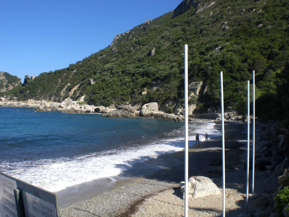 Öffendlicher Strand ist Schlecht Hotel Philoxenia