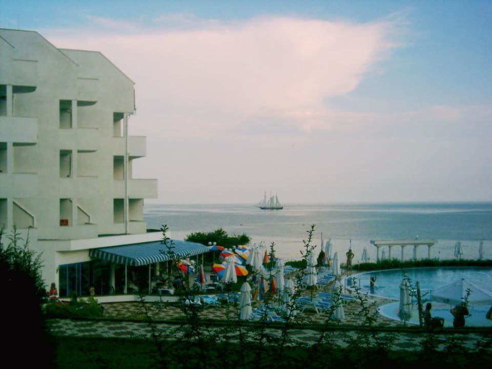 Ein Schiff wird kommen Hotel Sineva Beach