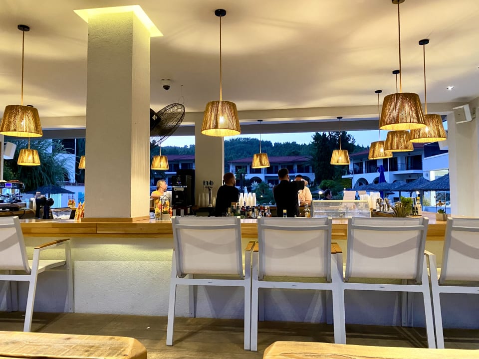 Gastro Hotel Chrousso Village