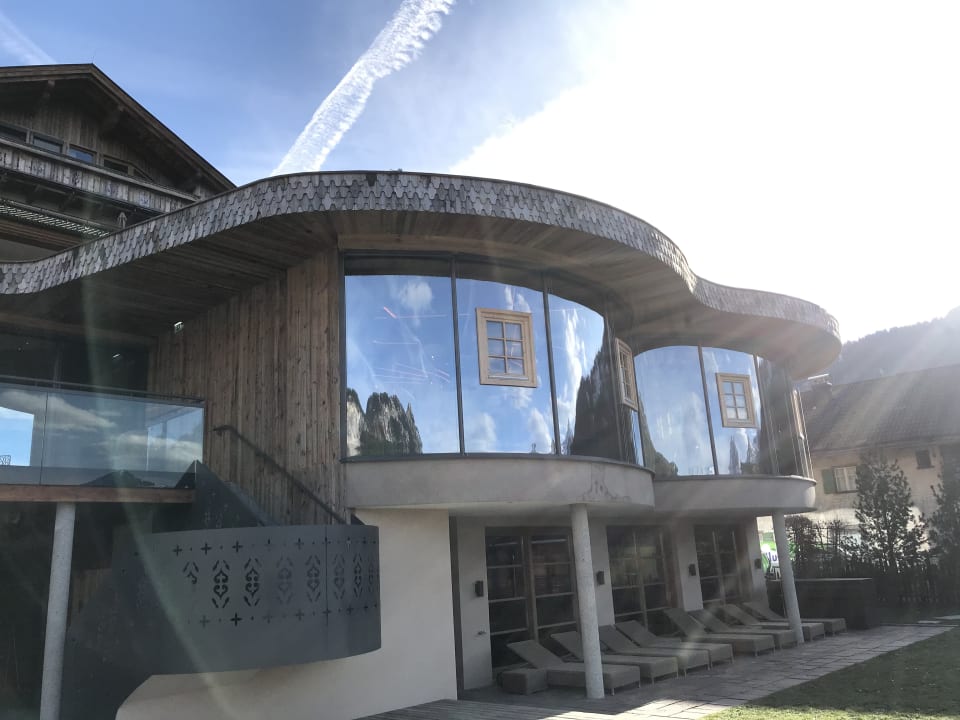 Außenansicht Wellnesshotel Engel