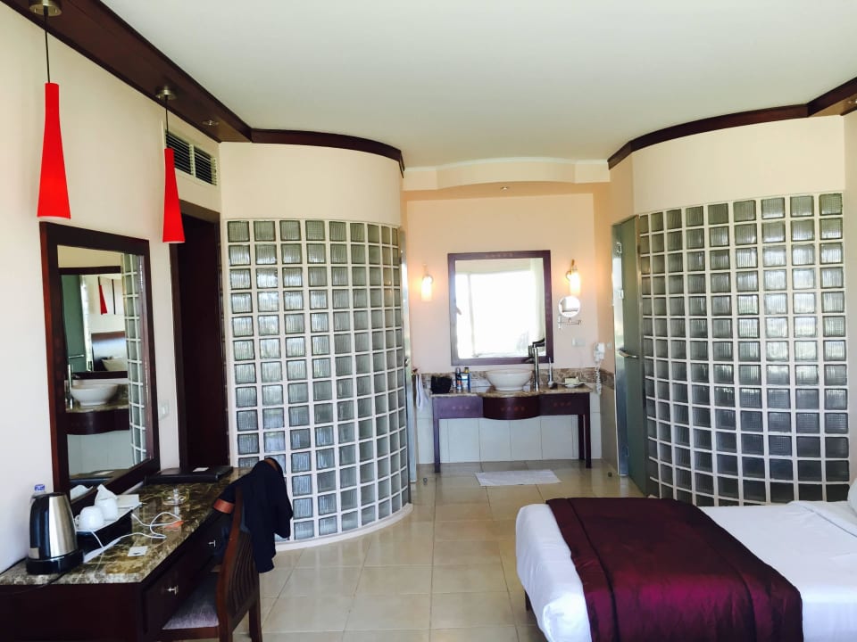 Sehr Groß, vorne links Wc, rechts Dusche Shams Prestige Abu Soma-Adults Only