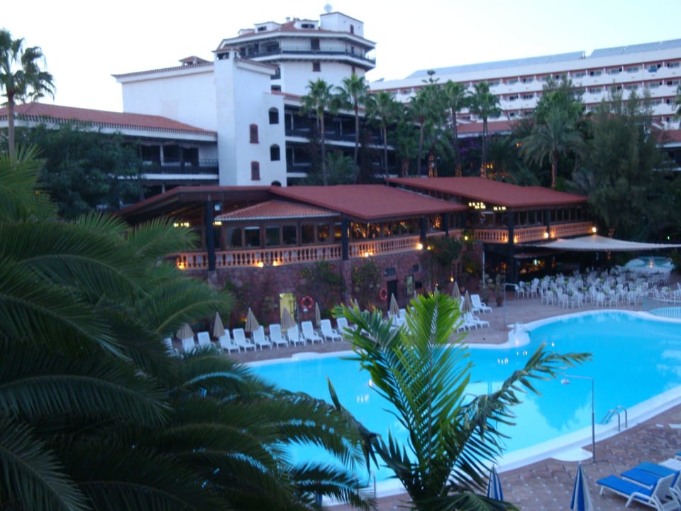 Am frühen Abend Hotel Parque Tropical