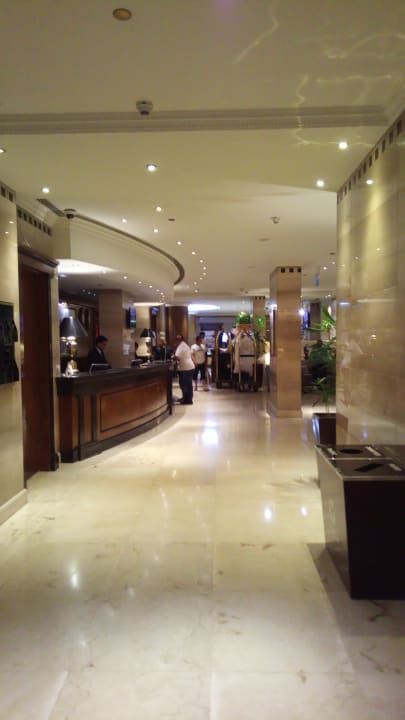 Lobby Grand Excelsior Hotel Deira
