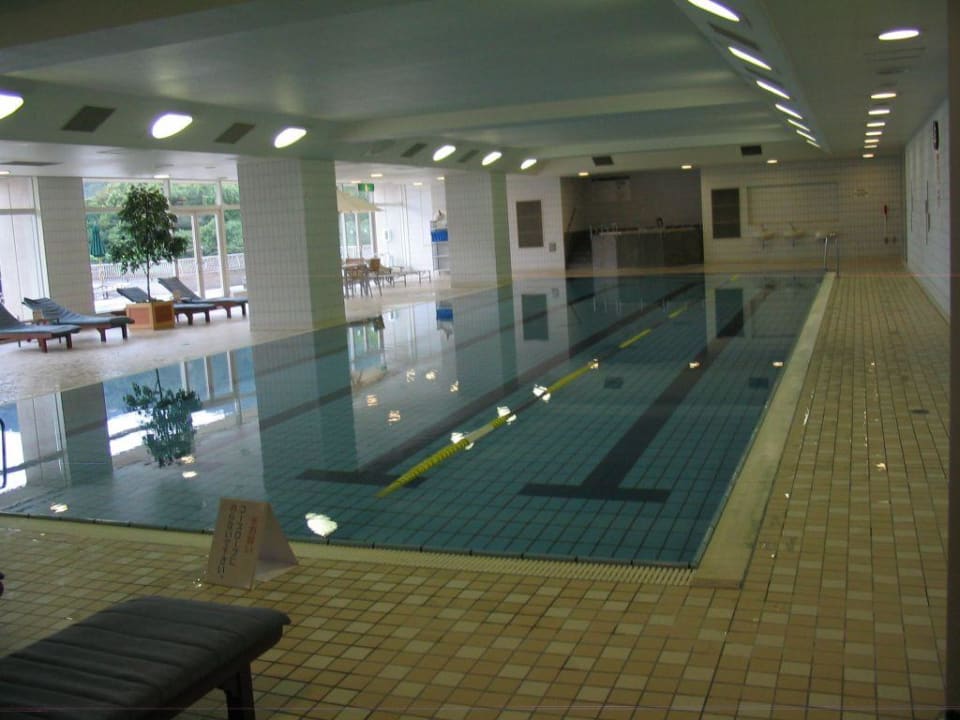 Beheiztes Schwimmbad Hotel The Westin Miyako Kyoto