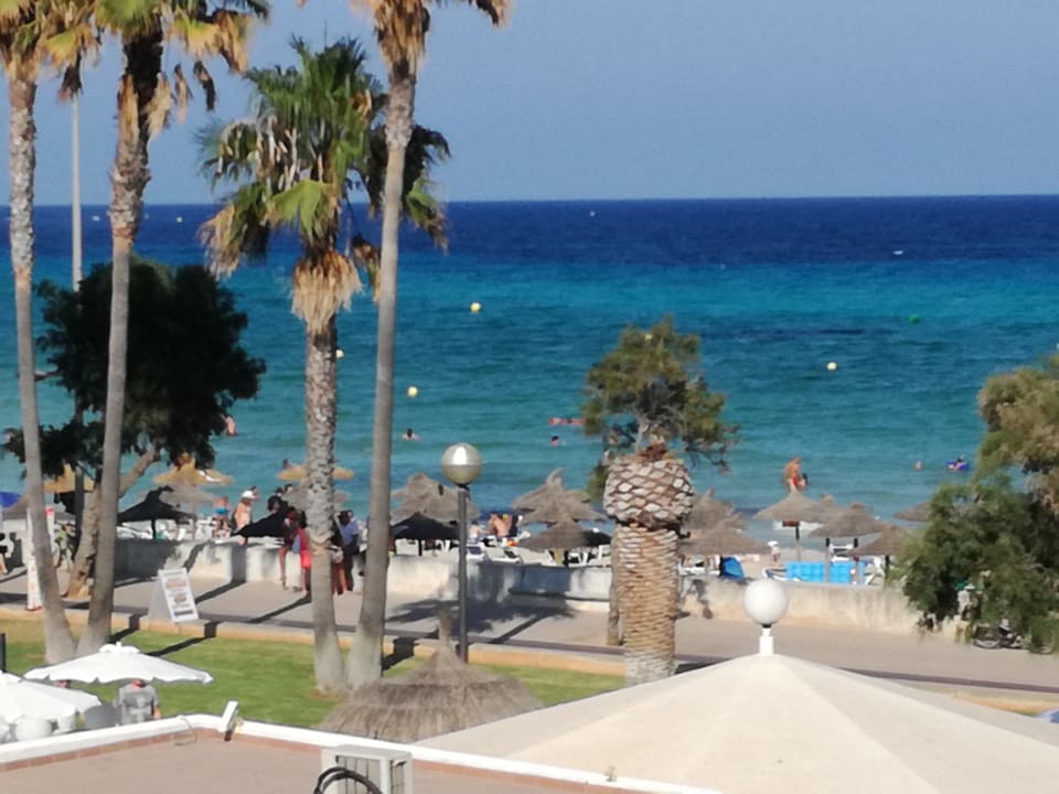 Ausblick R2 Veronica Beach Hotel