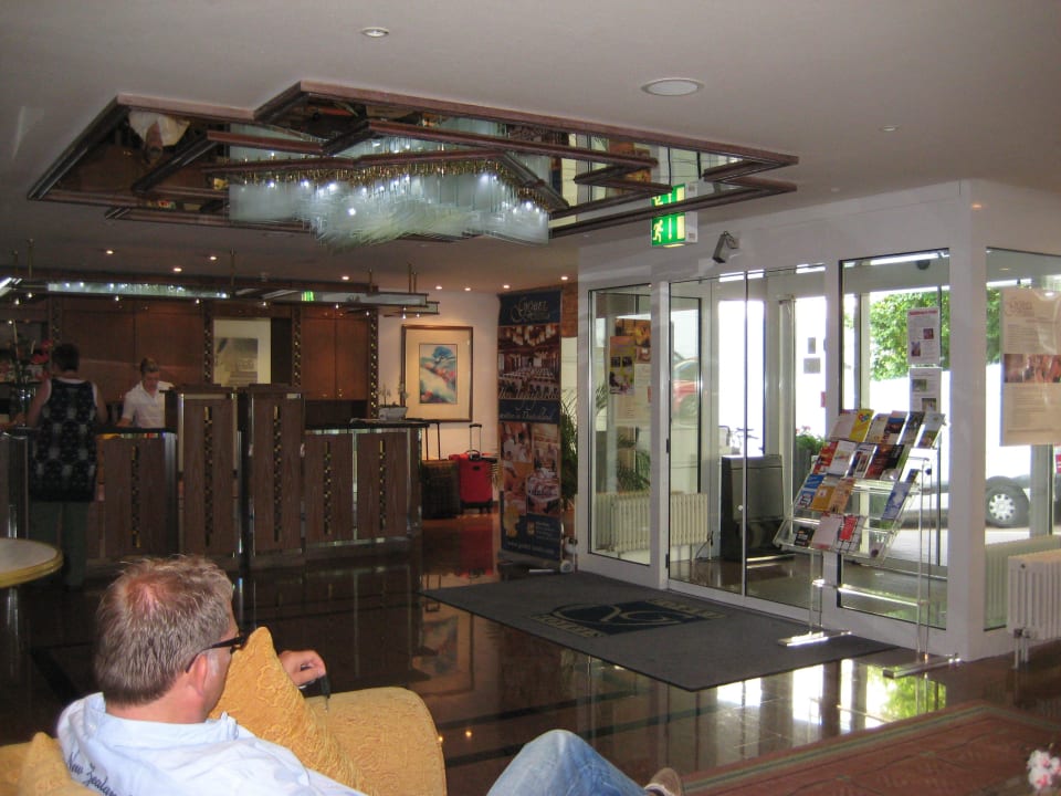 Eingangsbereich Göbel's Hotel Quellenhof