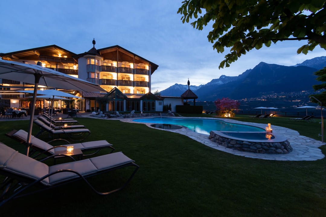 Pool Hotel Burggräflerhof