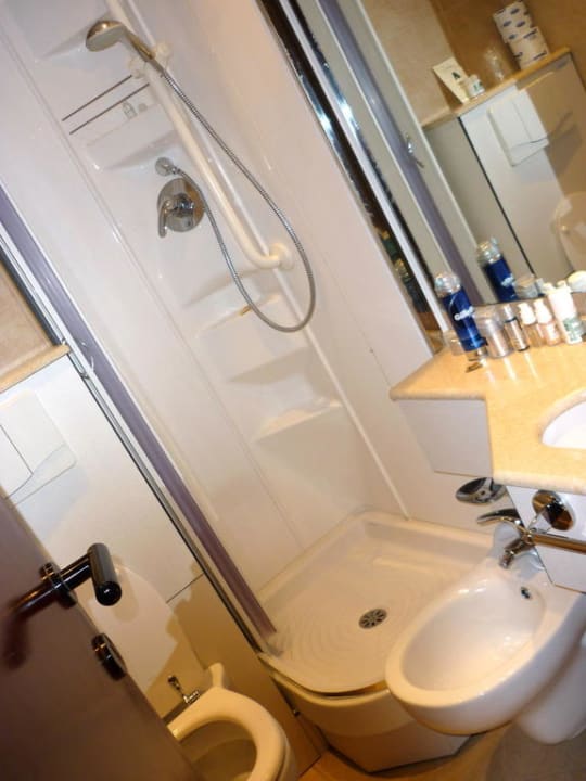 Bad  mit Bidet und WC Hotel Ambrosiano