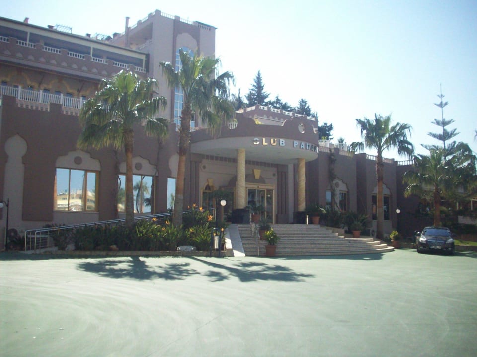Hoteleingang Hotel Club Paradiso