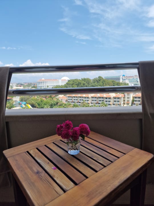 Zimmer Melas Resort Hotel