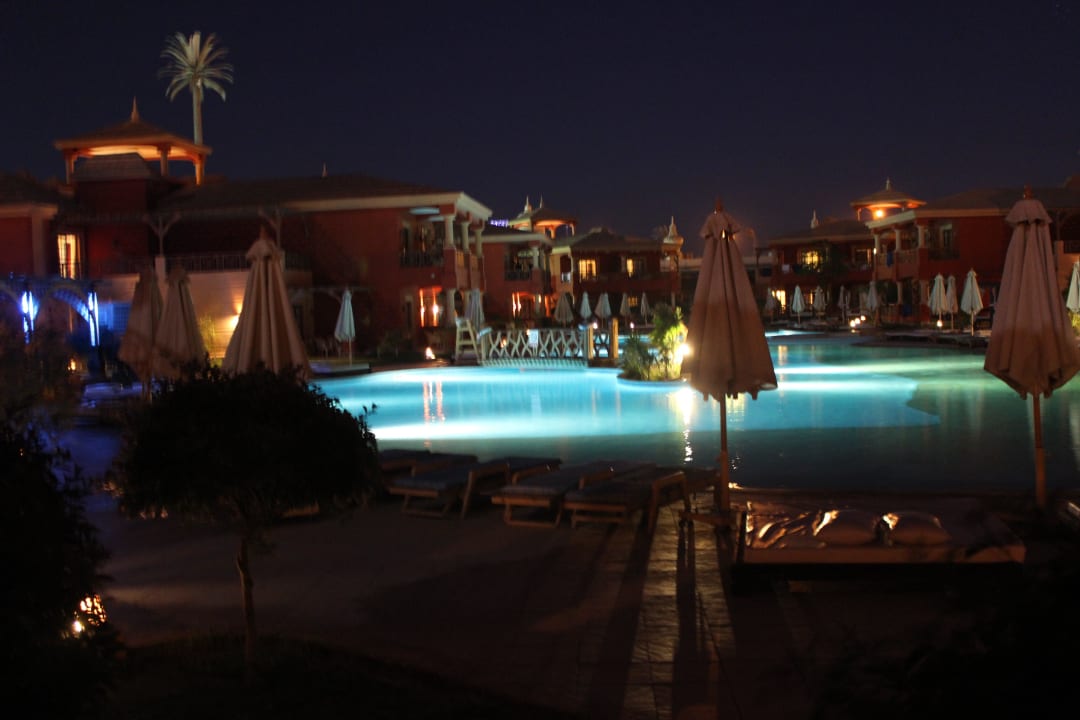 Bei Nacht Pickalbatros Alf Leila Wa Leila Resort - Neverland Hurghada