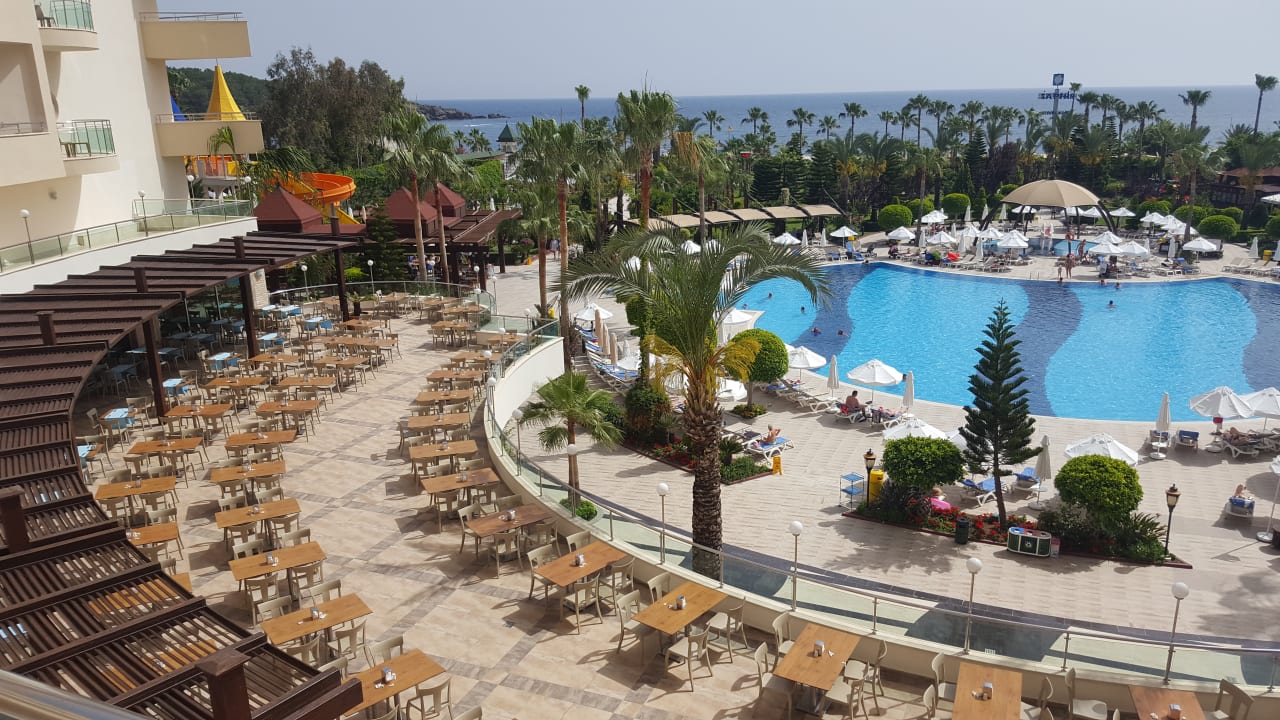 Pool Saphir Resort & Spa