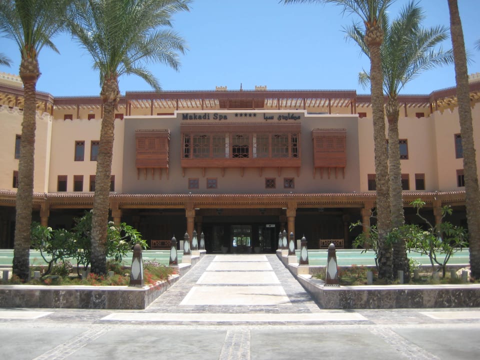 Blick auf Haupteingang Makadi Spa - Adults only